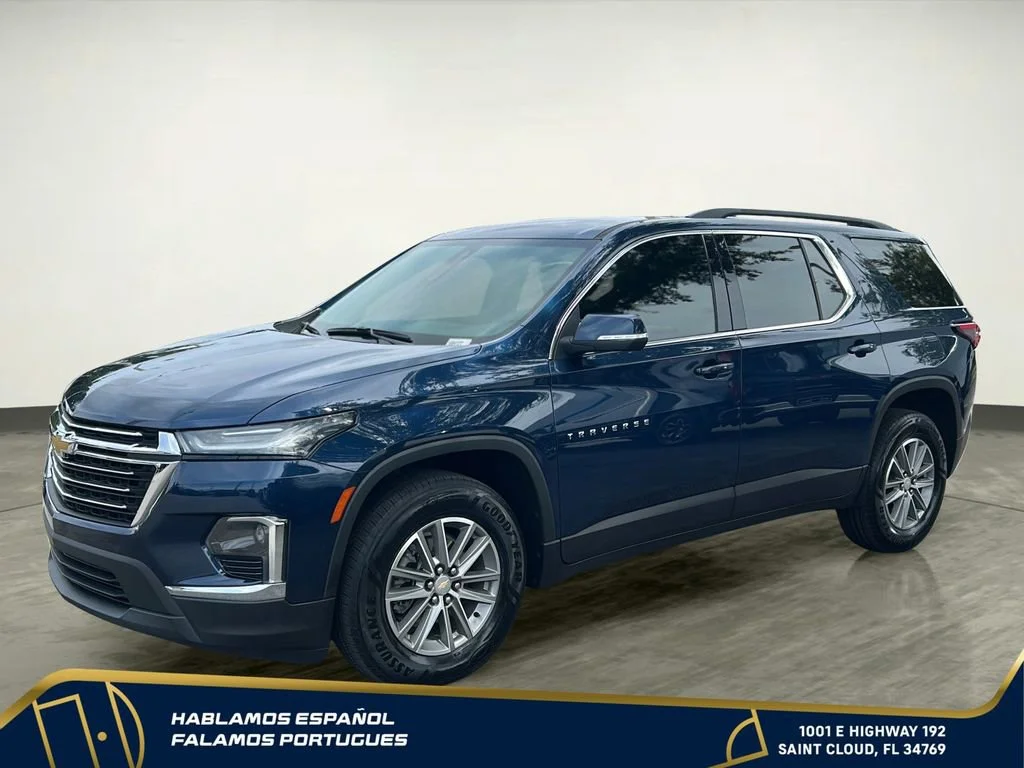 Used 2022 Northsky Blue Metallic Chevrolet LT Cloth image 2