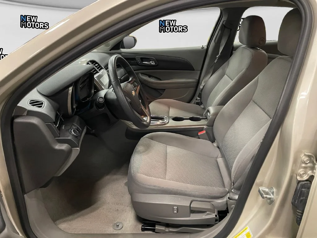 Used 2013 Champagne Silver Chevrolet LS image 9