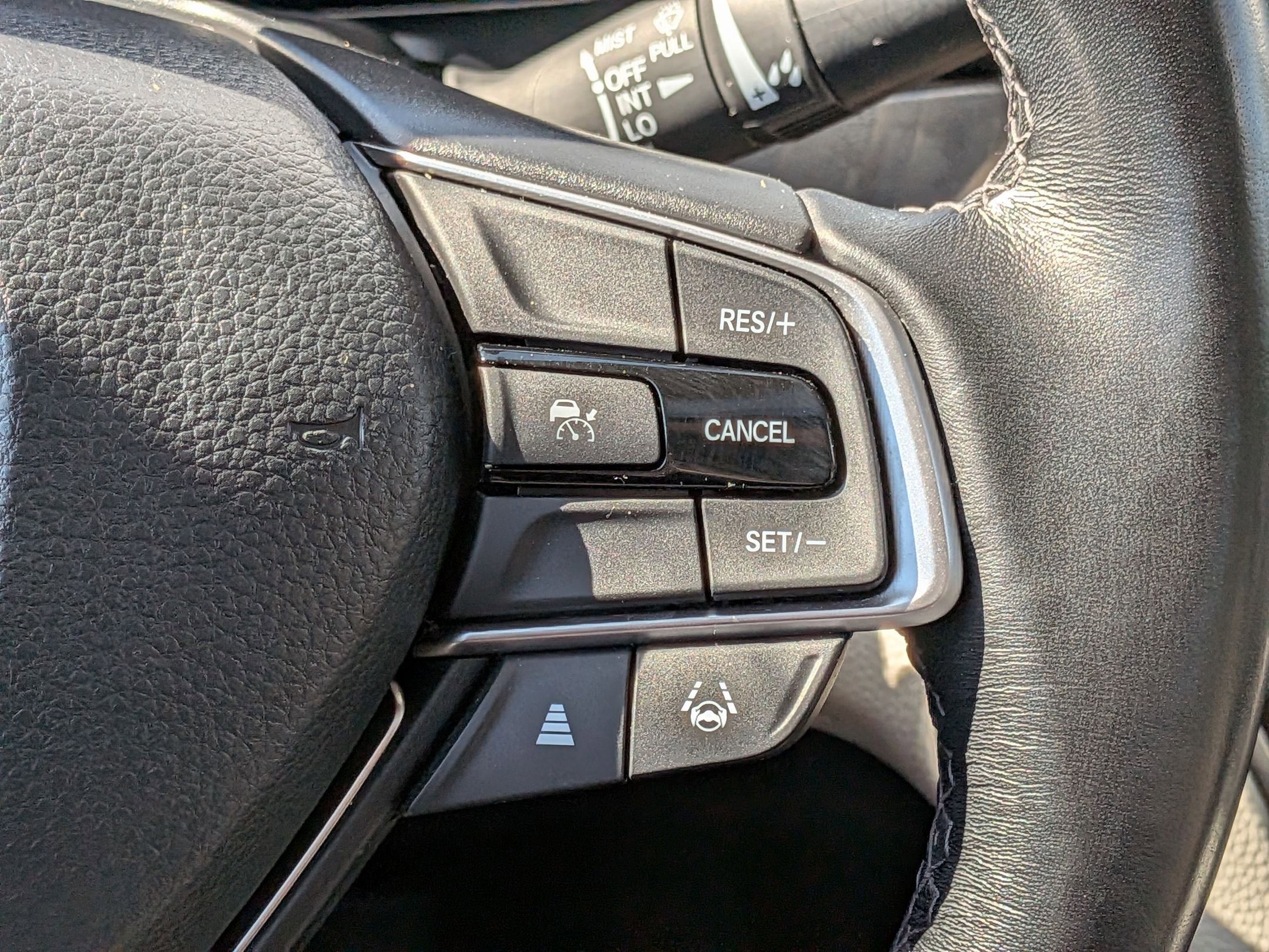 2022 Honda Accord EX-L - Photo 15