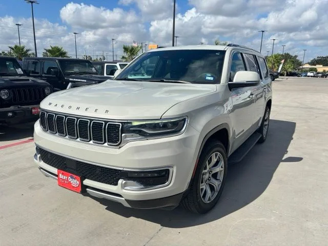 Used 2022 White Jeep Series II image 3