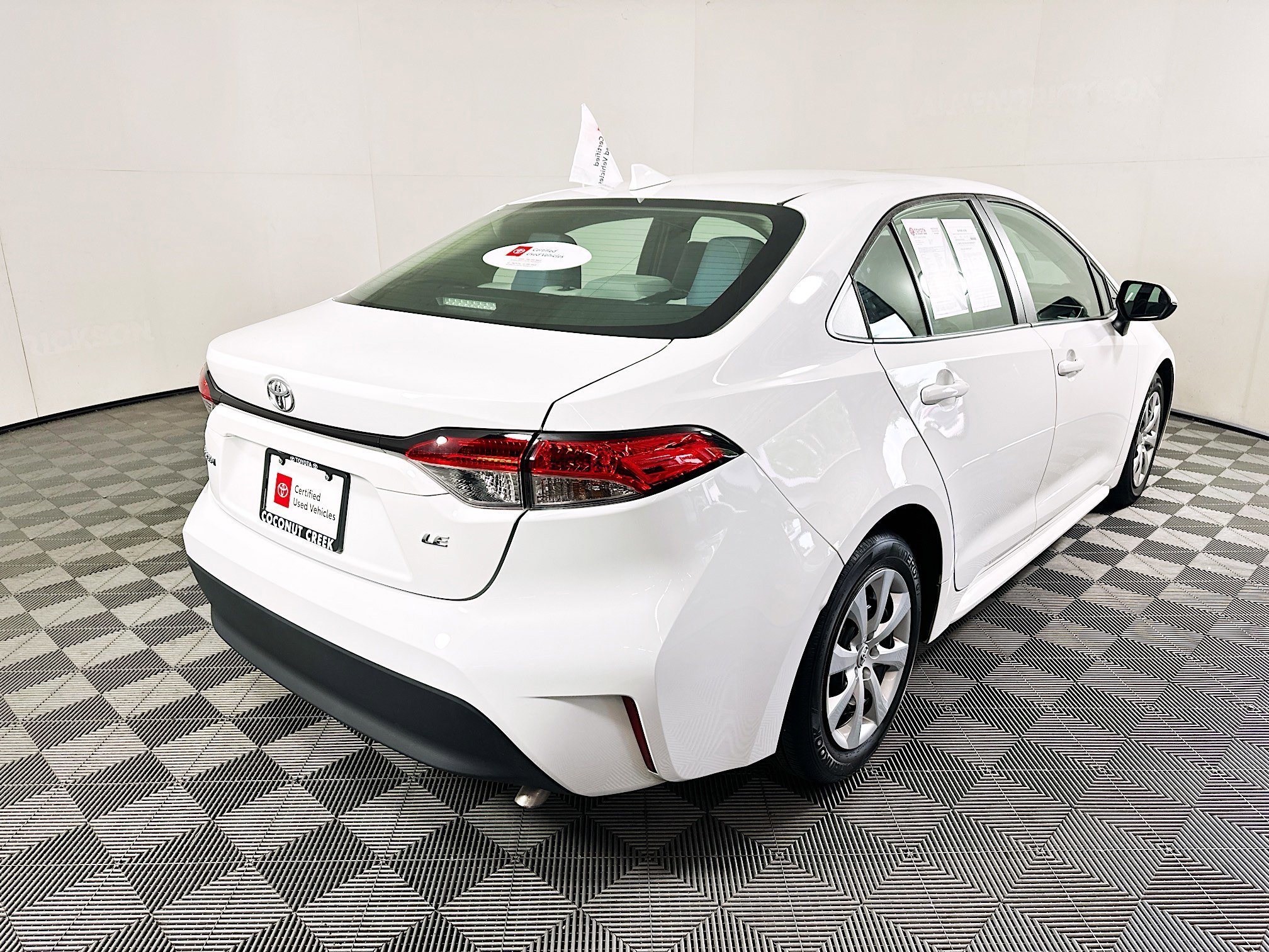 2023 Toyota Corolla thumbnail 5