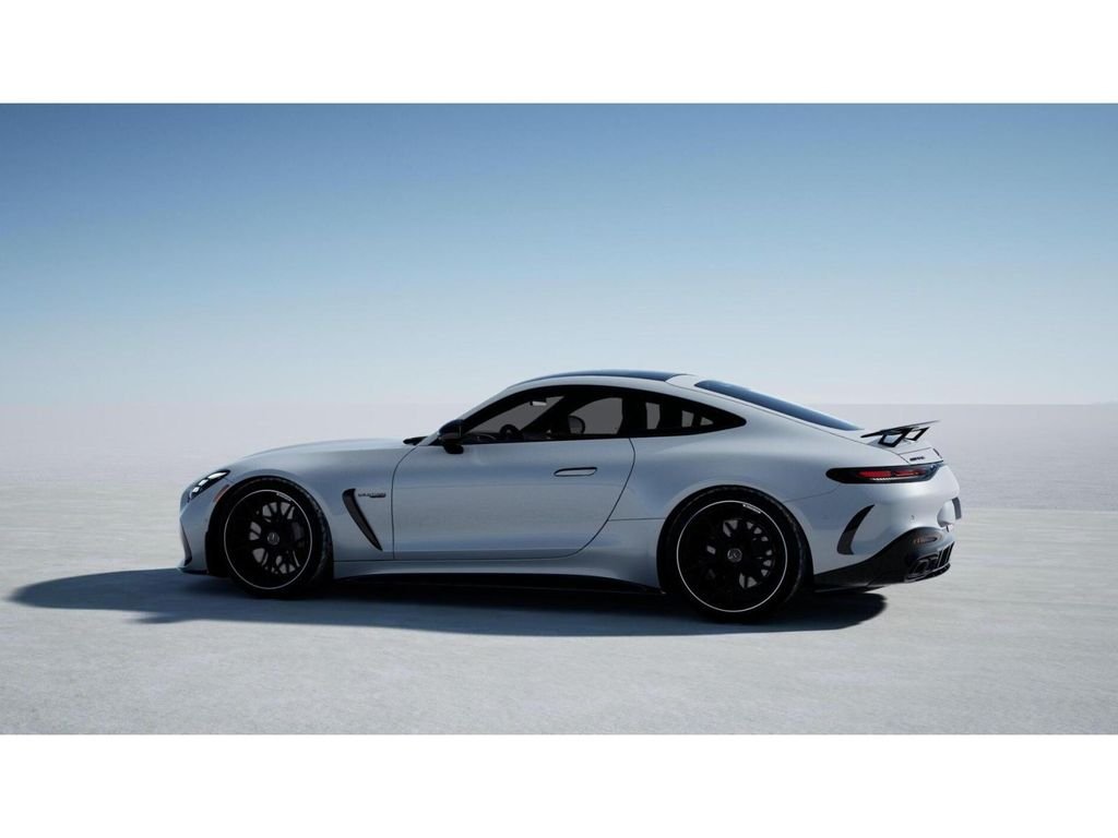 New 2026 MANUFAKTUR Moonlight White Metallic Mercedes-Benz Base image 32