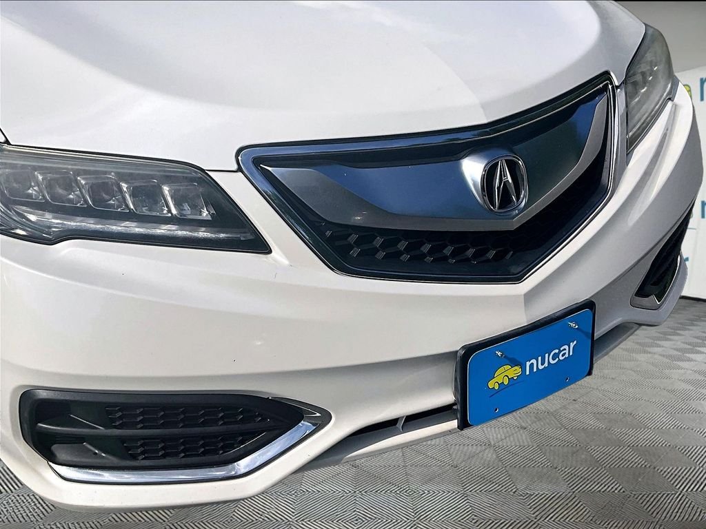 Used 2017 White Acura  image 32