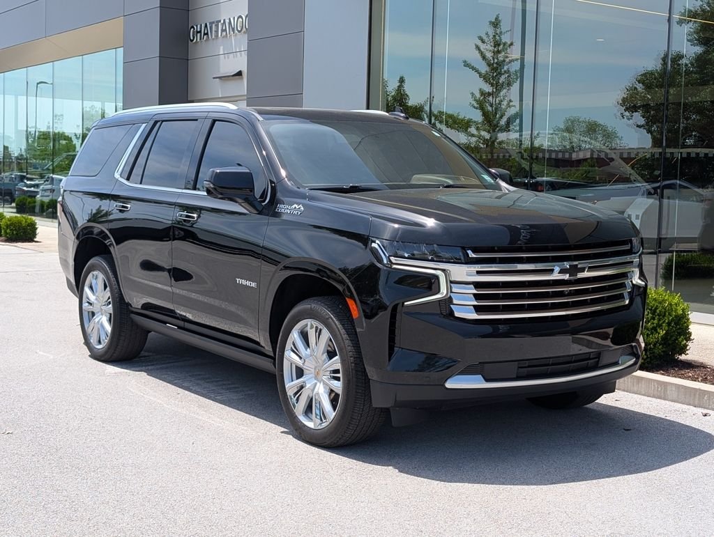 Used 2024 Black Chevrolet High Country image 9