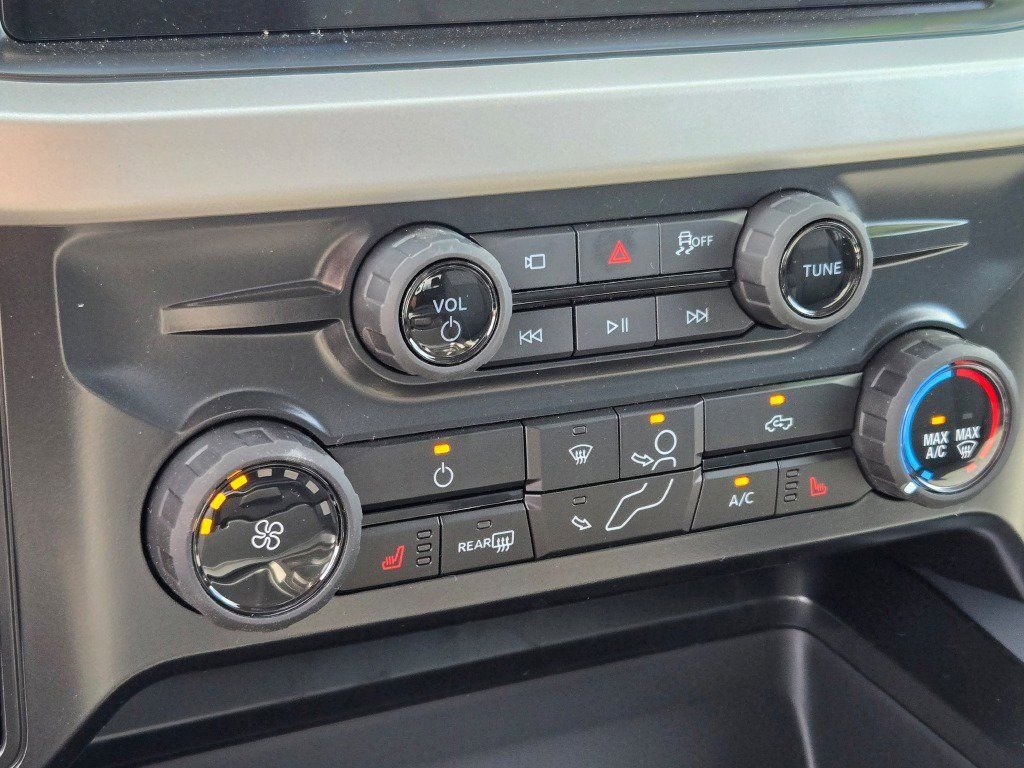 2026 Ford F-350 Super Duty XLT - Photo 27