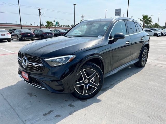 New 2026 Black Mercedes-Benz GLC 300 image 3