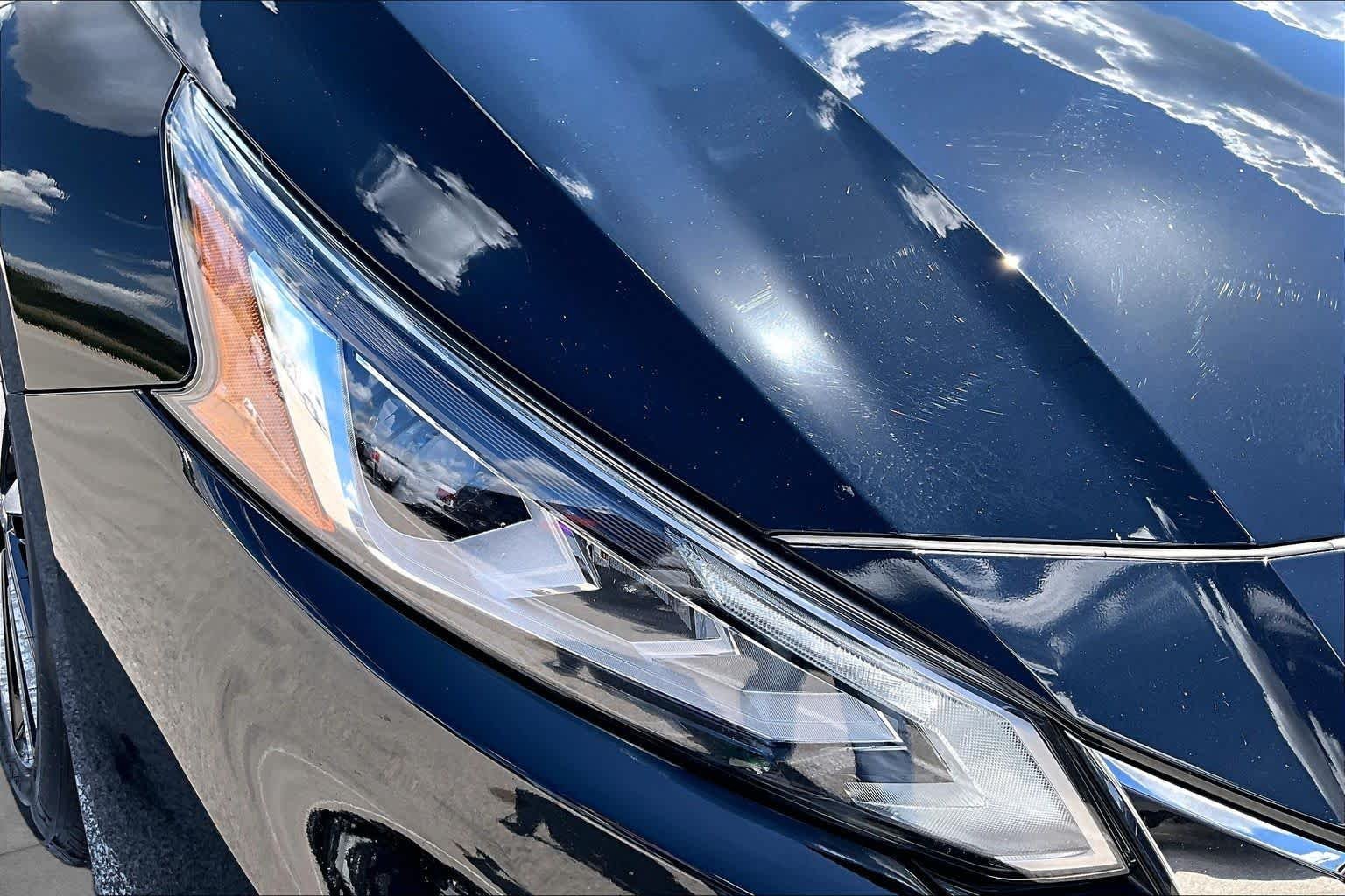 Used 2022 Super Black Nissan 2.5 SV image 28