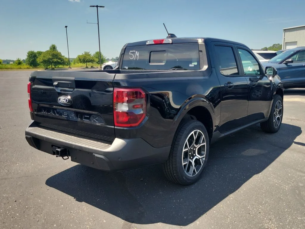 New 2026 Shadow Black Ford Lariat® image 4
