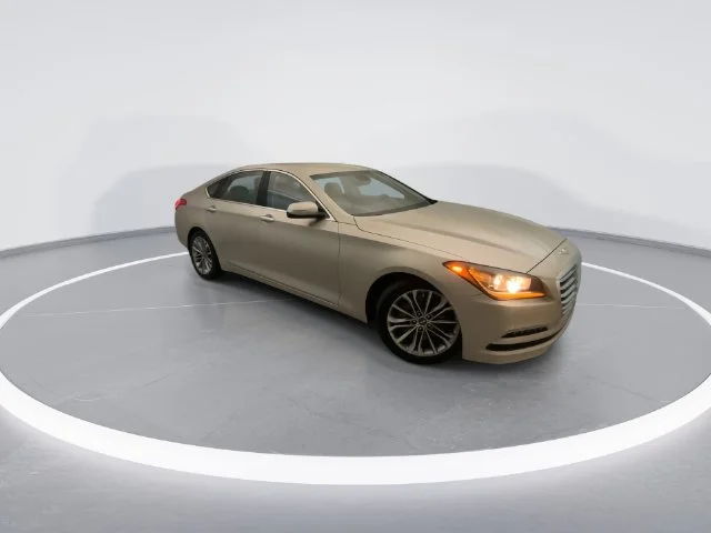 Used 2015 Beige Hyundai 3.8 image 2