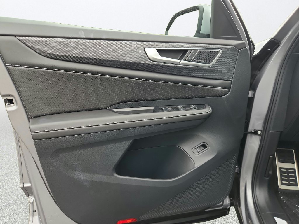 New 2026 Silver Volkswagen SEL Premium R-Line image 21