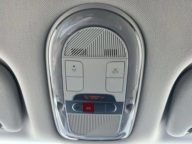 Used 2023 Blue Hyundai SEL image 32
