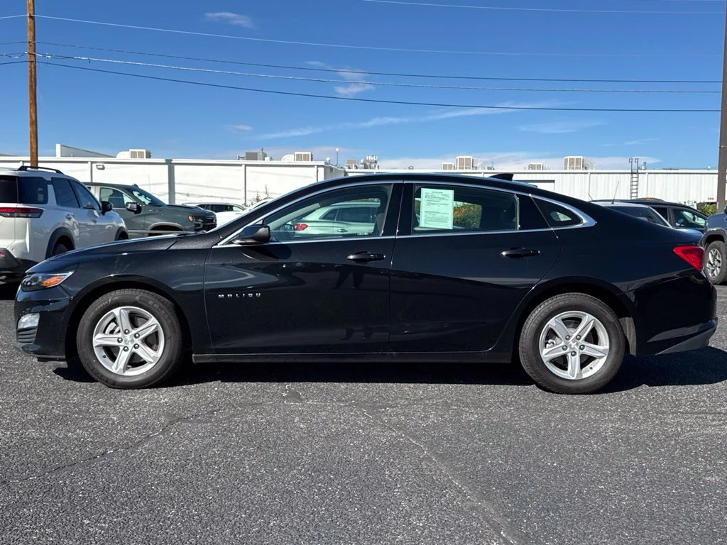 Used 2024 Black Chevrolet LT image 5