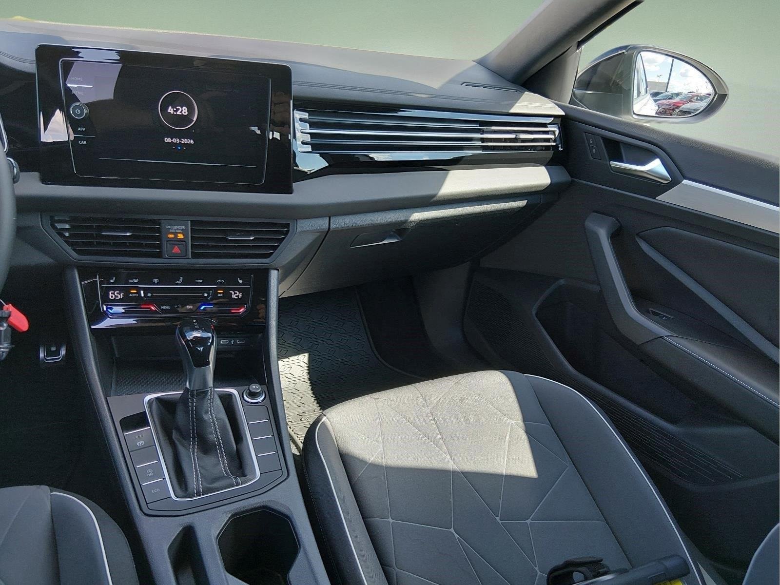 Used 2025 Pure White Volkswagen Sport image 17