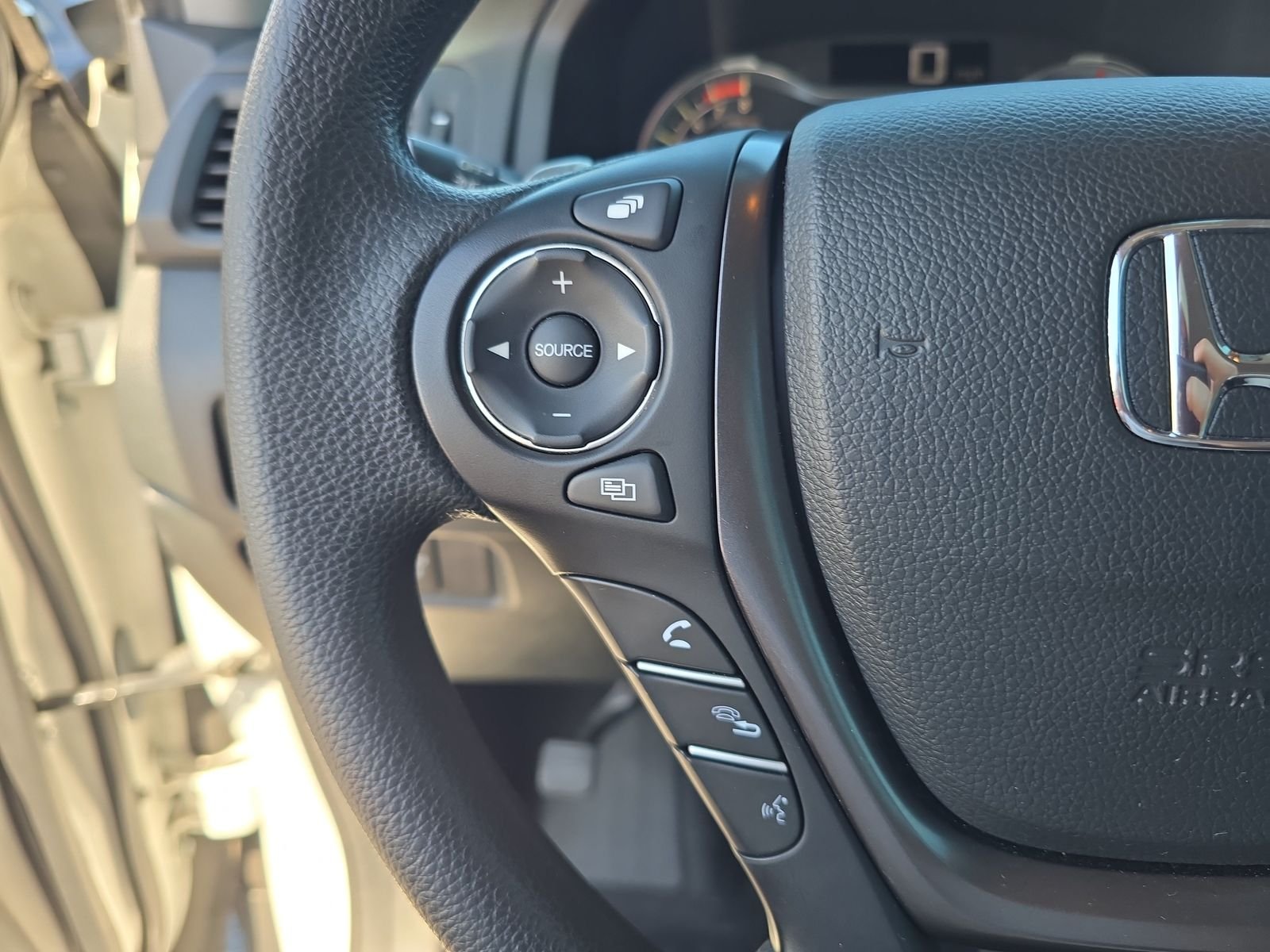 2023 Honda Ridgeline Sport - Photo 21