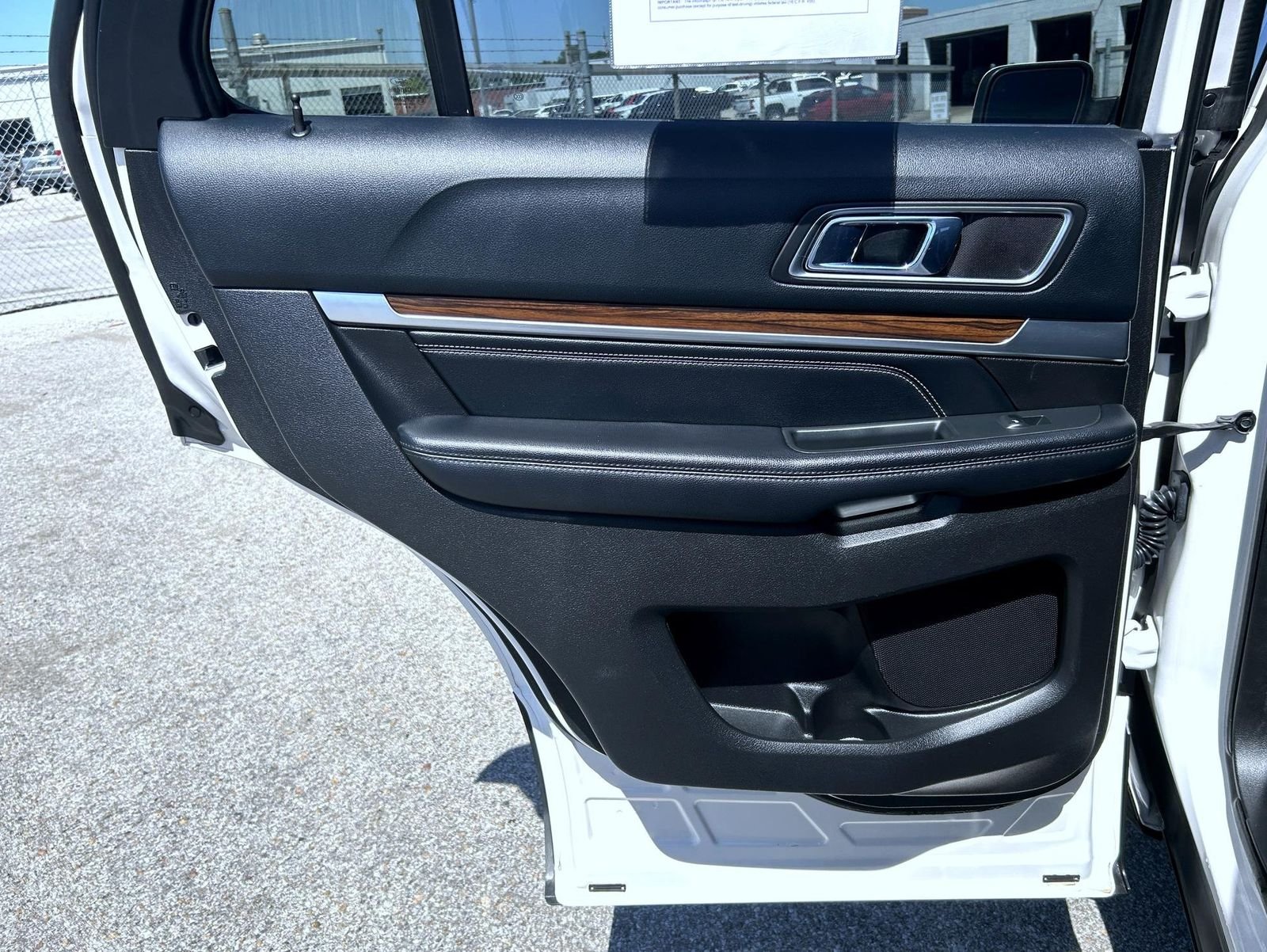 Used 2016 White Ford Limited image 17
