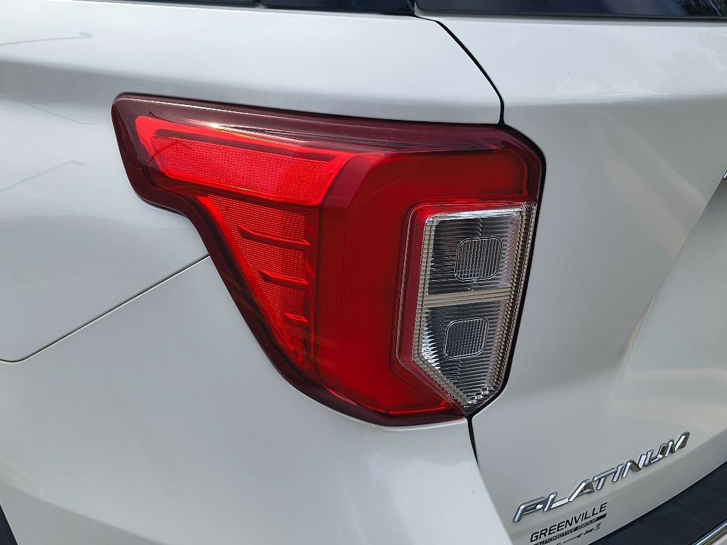 Used 2020 Star White Metallic Tri-Coat Ford Platinum 4WD image 4