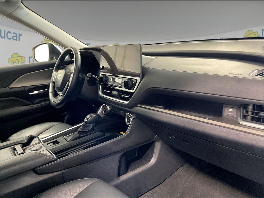 Certified Used 2025 Silver Toyota XLE image 14