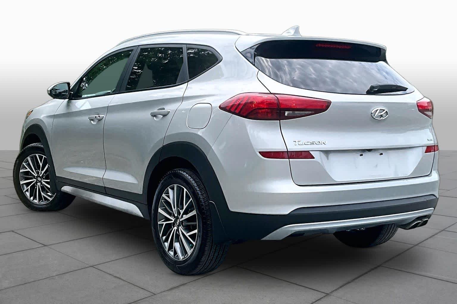 Used 2020 Stellar Silver Hyundai SEL image 12