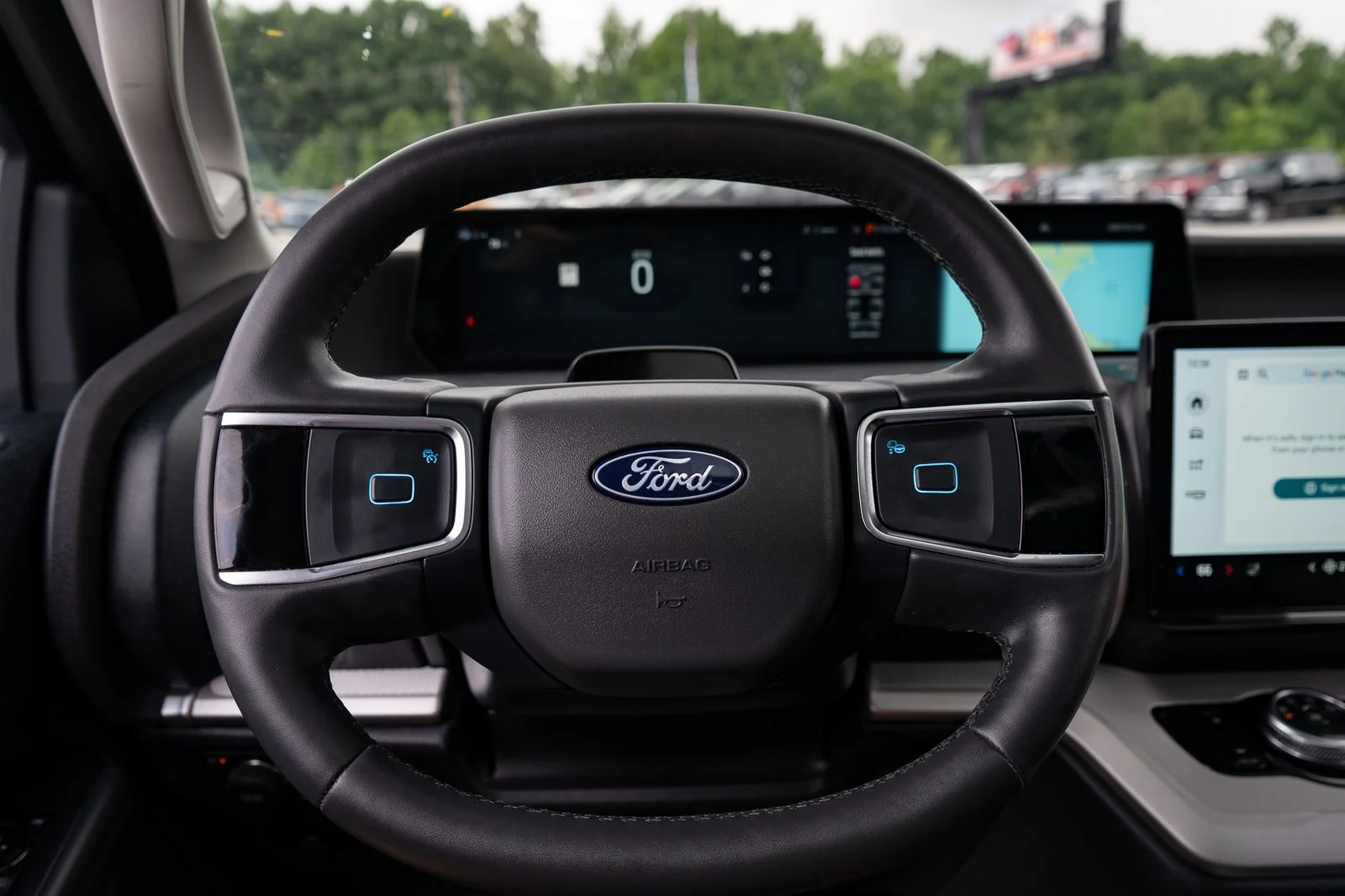 Used 2025 White Ford Active image 30