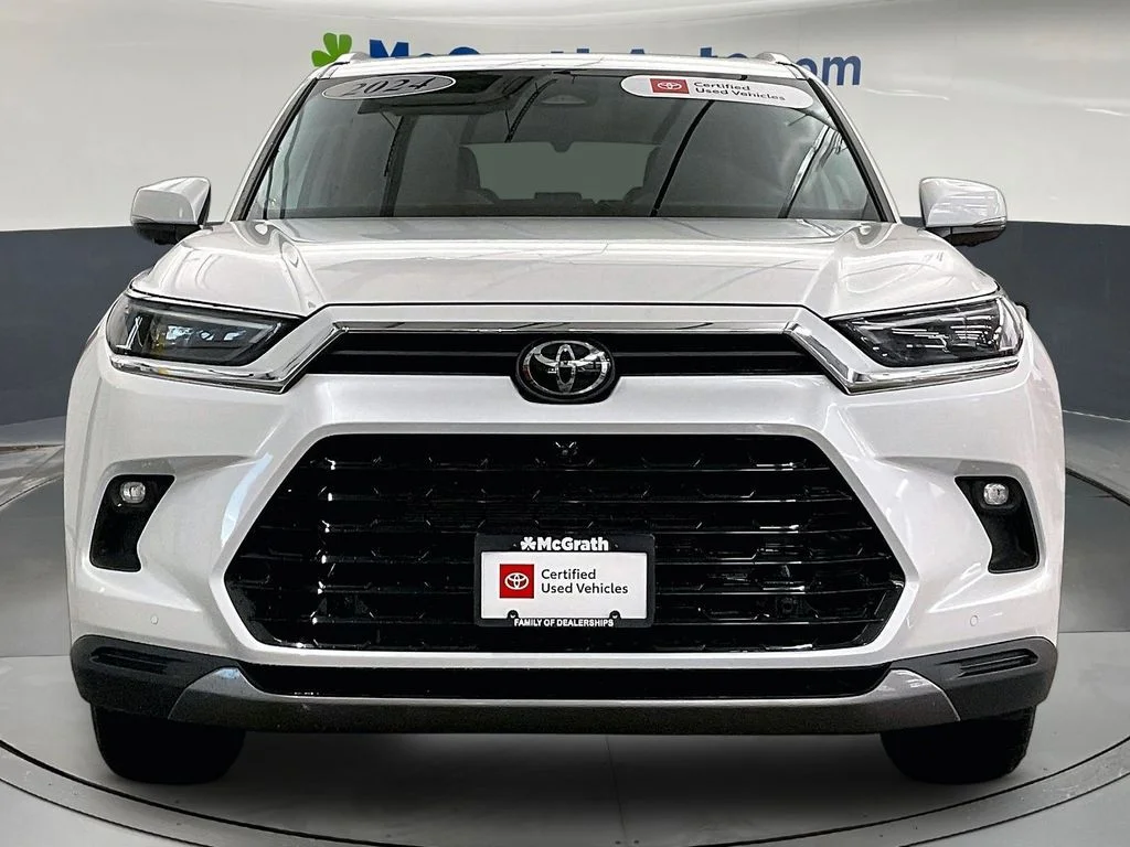 Certified Used 2024 Beige Toyota Platinum image 5