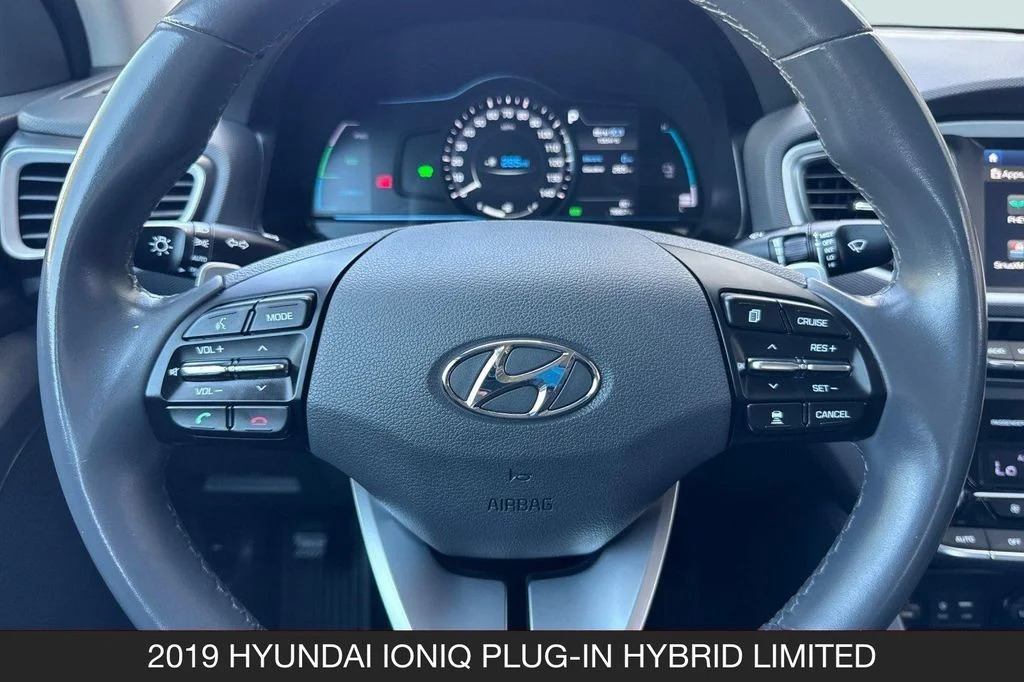 Used 2019 Blue Hyundai Limited image 25