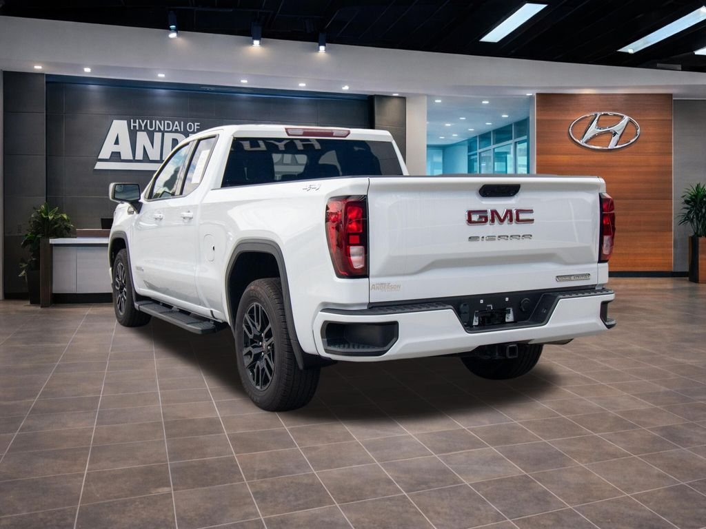 Used 2024 White GMC Elevation image 10
