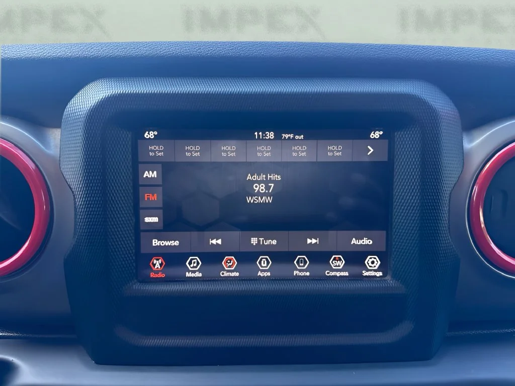 Used 2020 Red Jeep Sport image 14