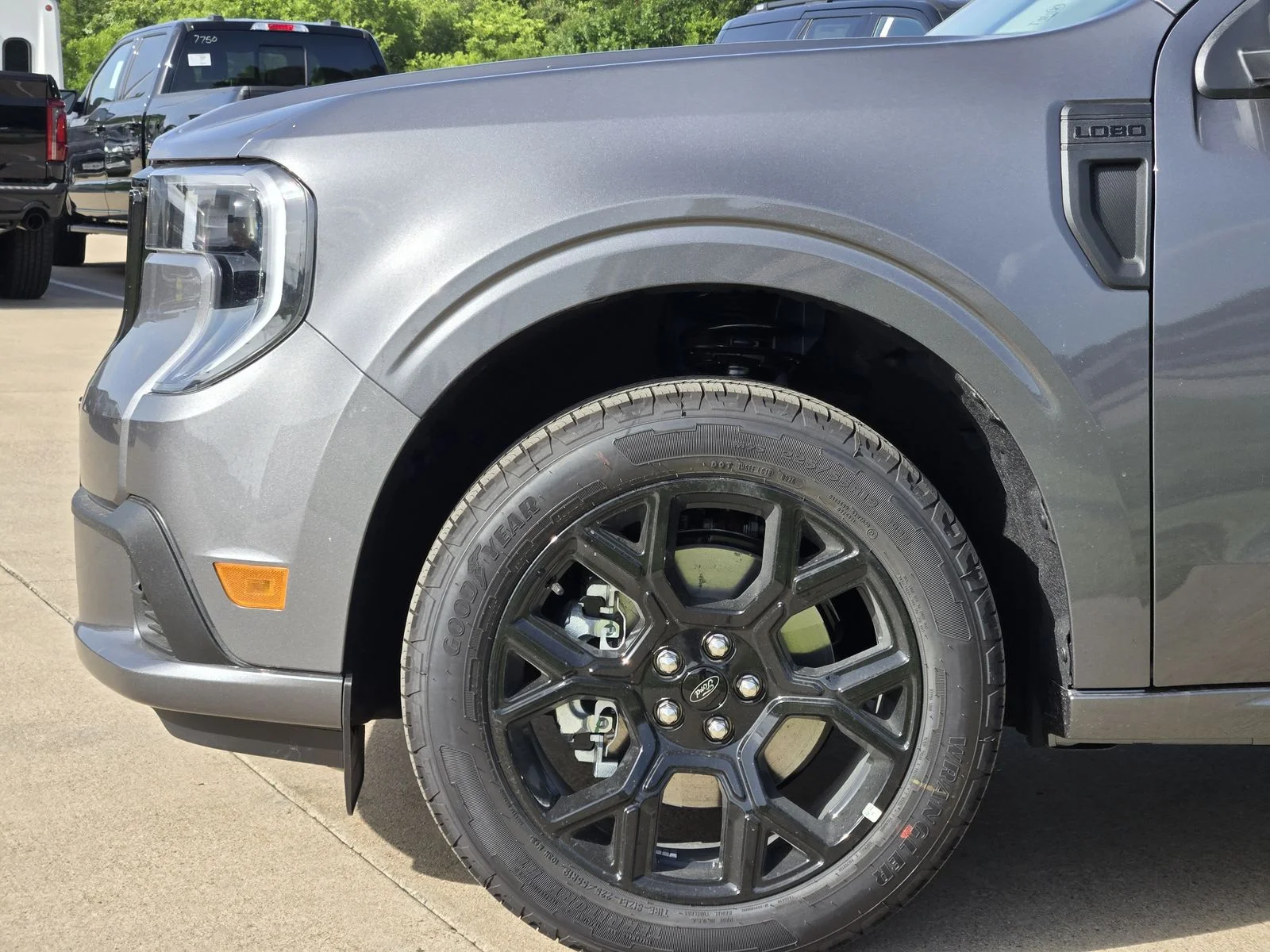 New 2026 Carbonized Gray Metallic Ford Lobo™ image 6
