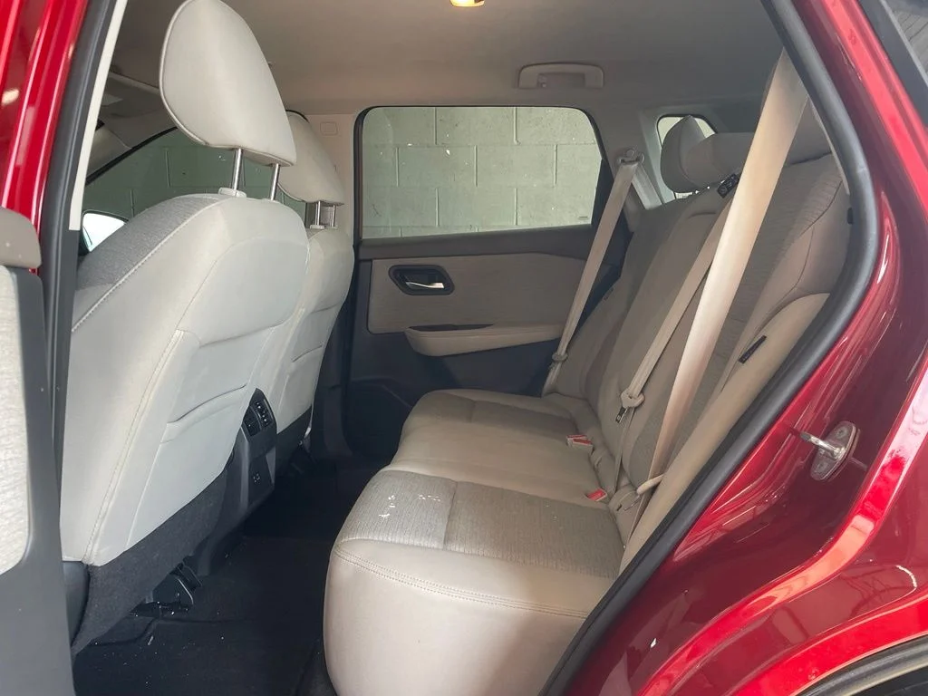 Used 2022 Red Nissan SV image 16