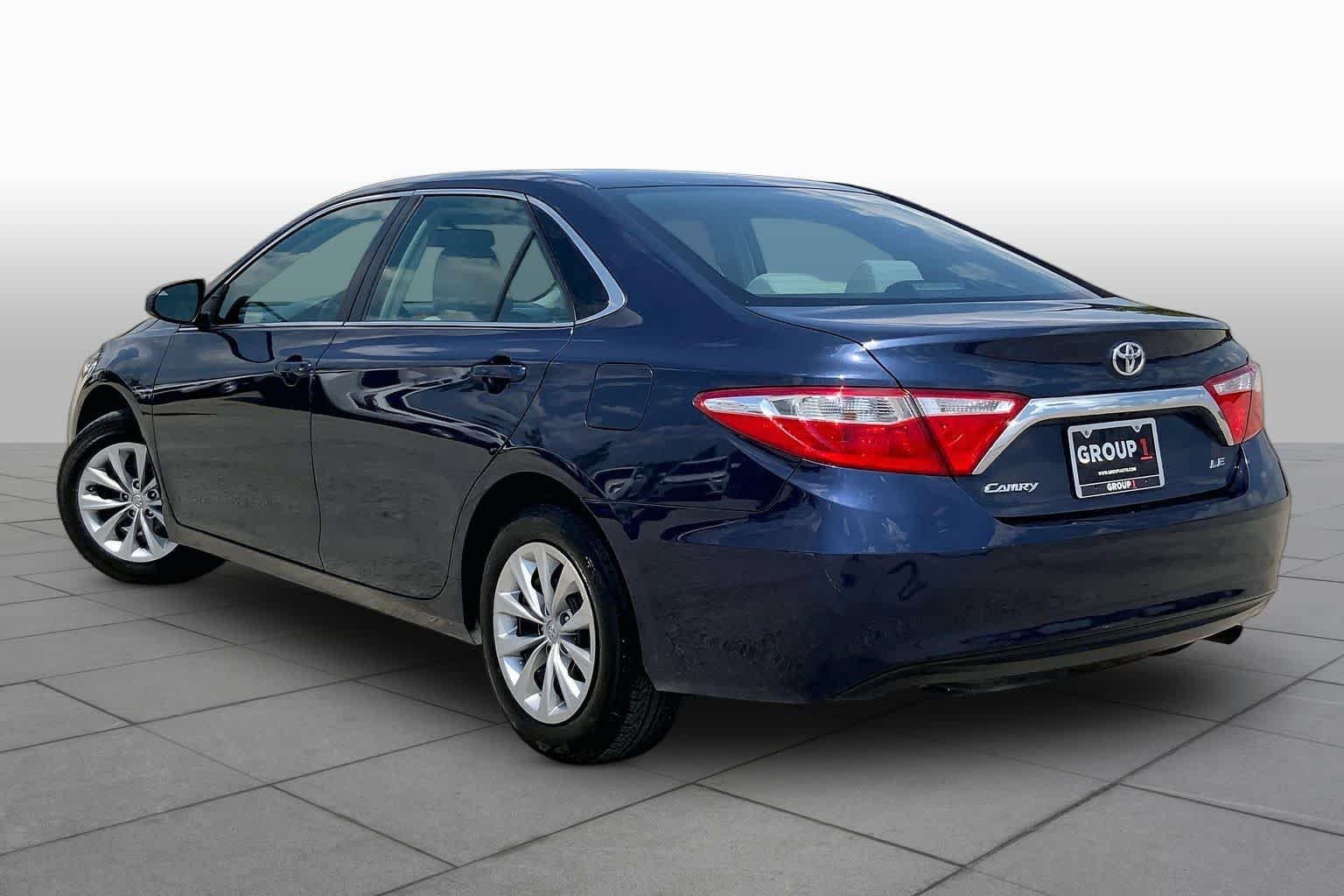 Used 2016 Parisian Night Pearl Toyota LE image 12