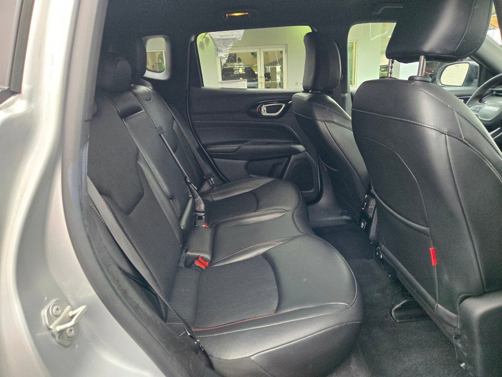 2025 Jeep Compass Trailhawk - Photo 11