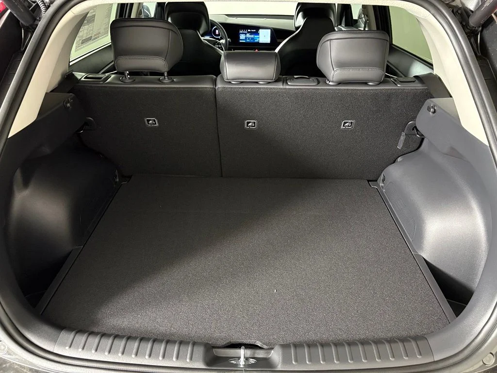 New 2026 Interstellar Gray Kia WIND image 38