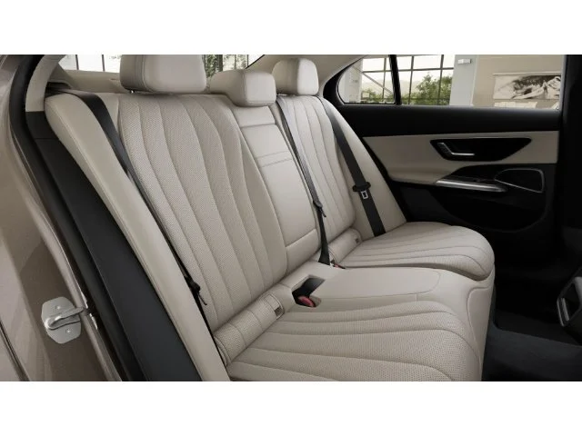 Used 2026  Mercedes-Benz E 350 image 5