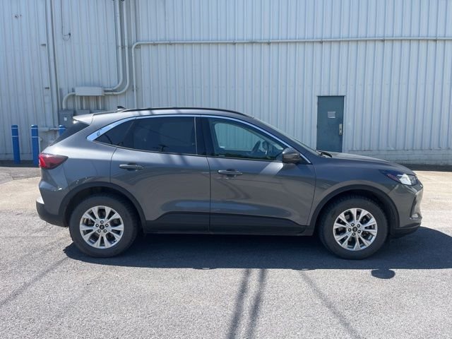 Used 2023 Gray Ford Active image 4