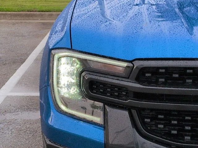 New 2026 Velocity Blue Metallic Ford XLT image 10