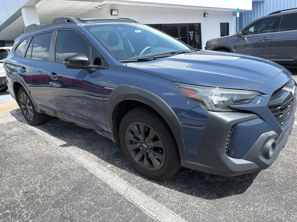 Used 2023 Blue Subaru Onyx Edition image 3