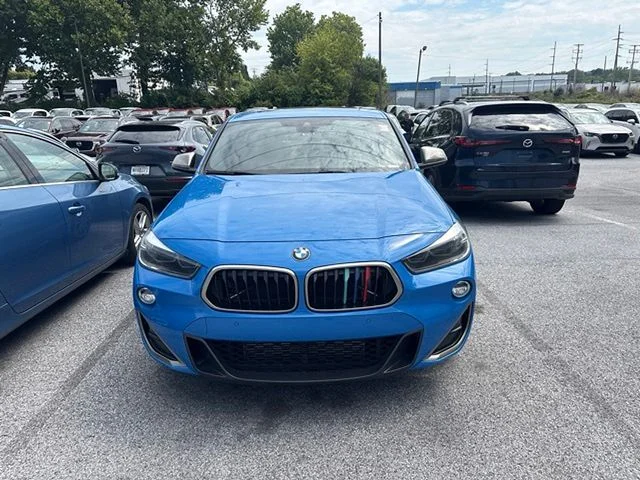 Used 2019 Blue BMW M35i image 3