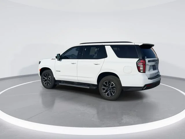 Certified Used 2022 White Chevrolet Z71 image 5