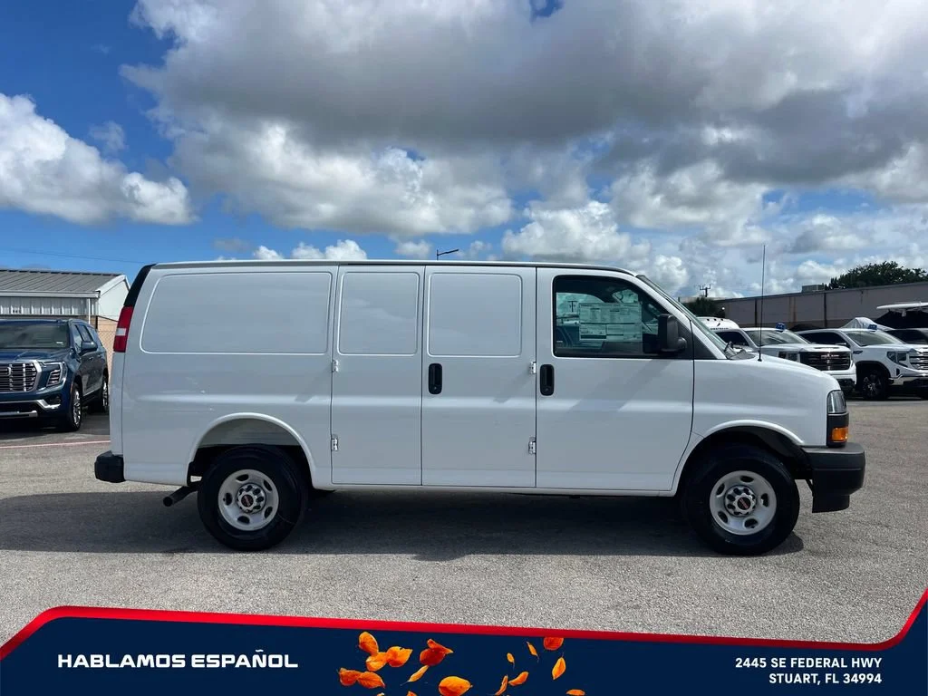 New 2026 Summit White GMC Work Van image 8