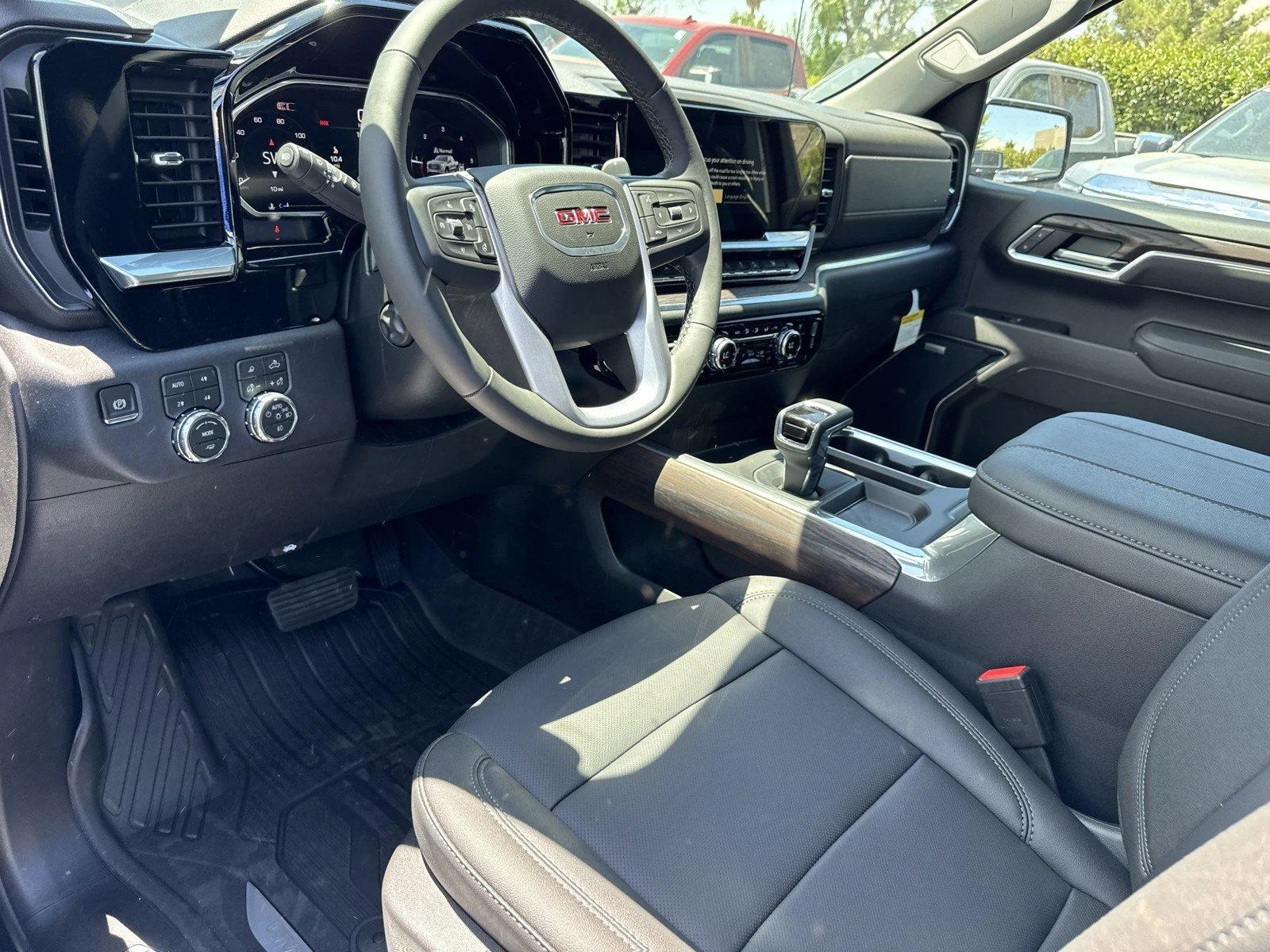 New 2026 Onyx Black GMC SLT image 14