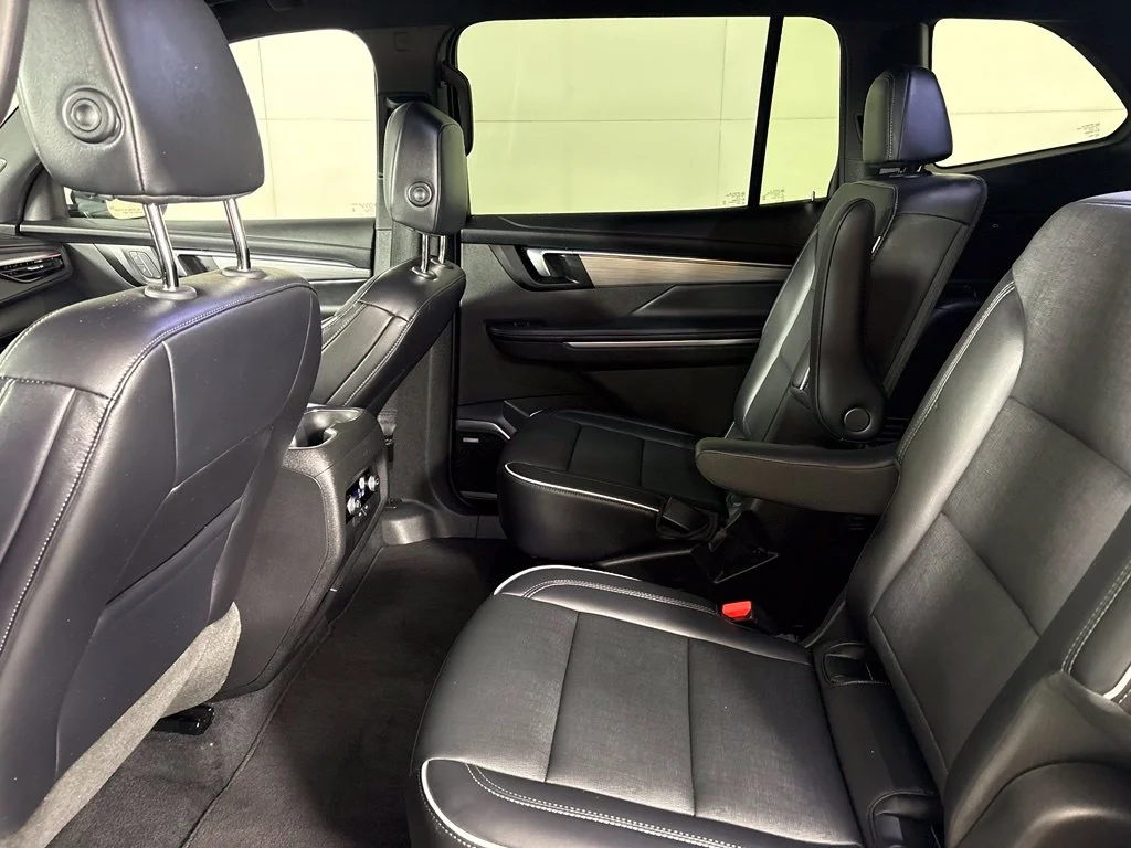 Used 2026 White Buick Preferred image 33