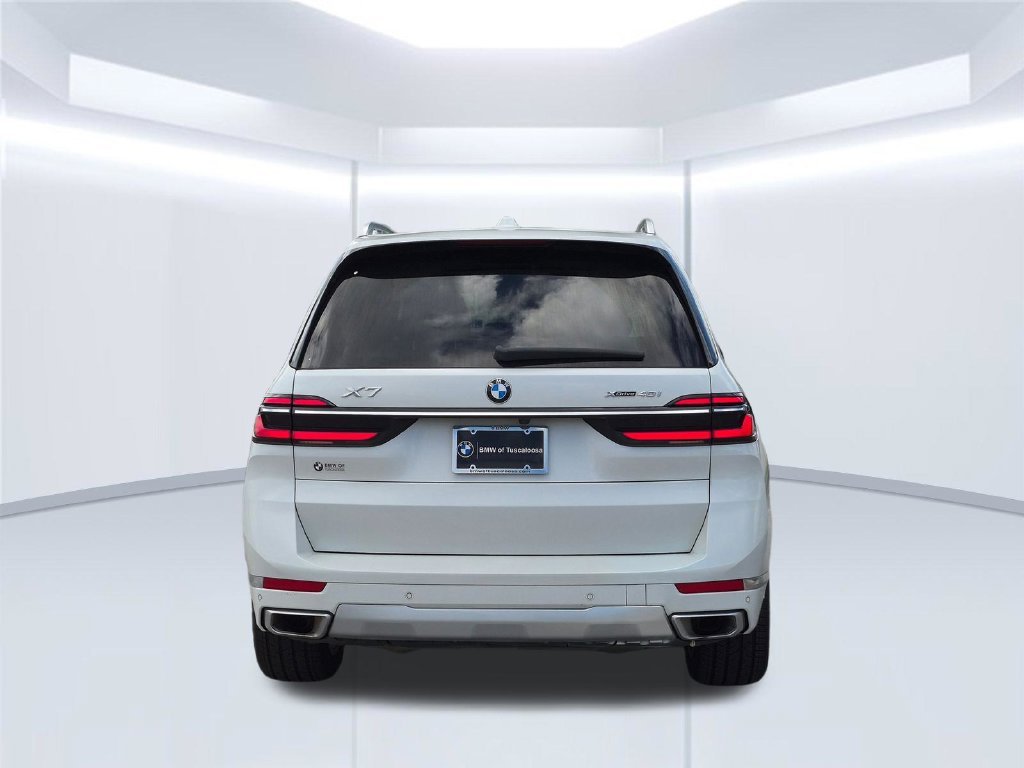 Used 2023 White BMW xDrive40i image 5