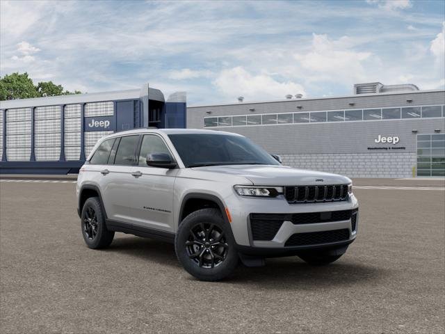 New 2026 Silver Zynith Jeep  image 3