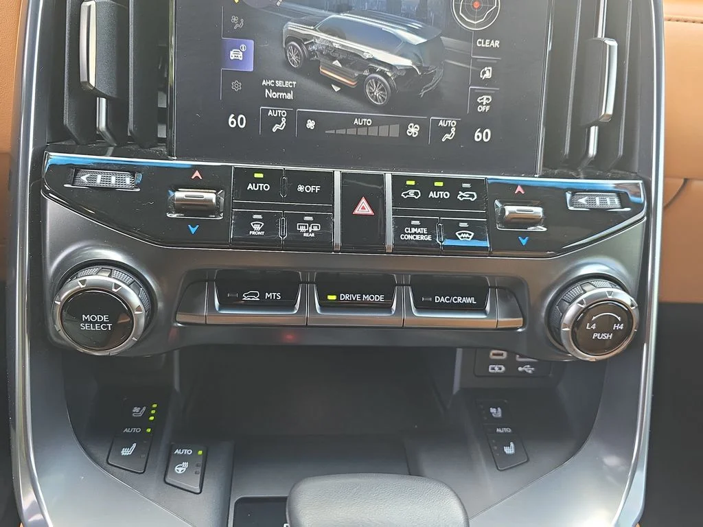 Certified Used 2024 CAVIAR Lexus 600 Luxury image 28