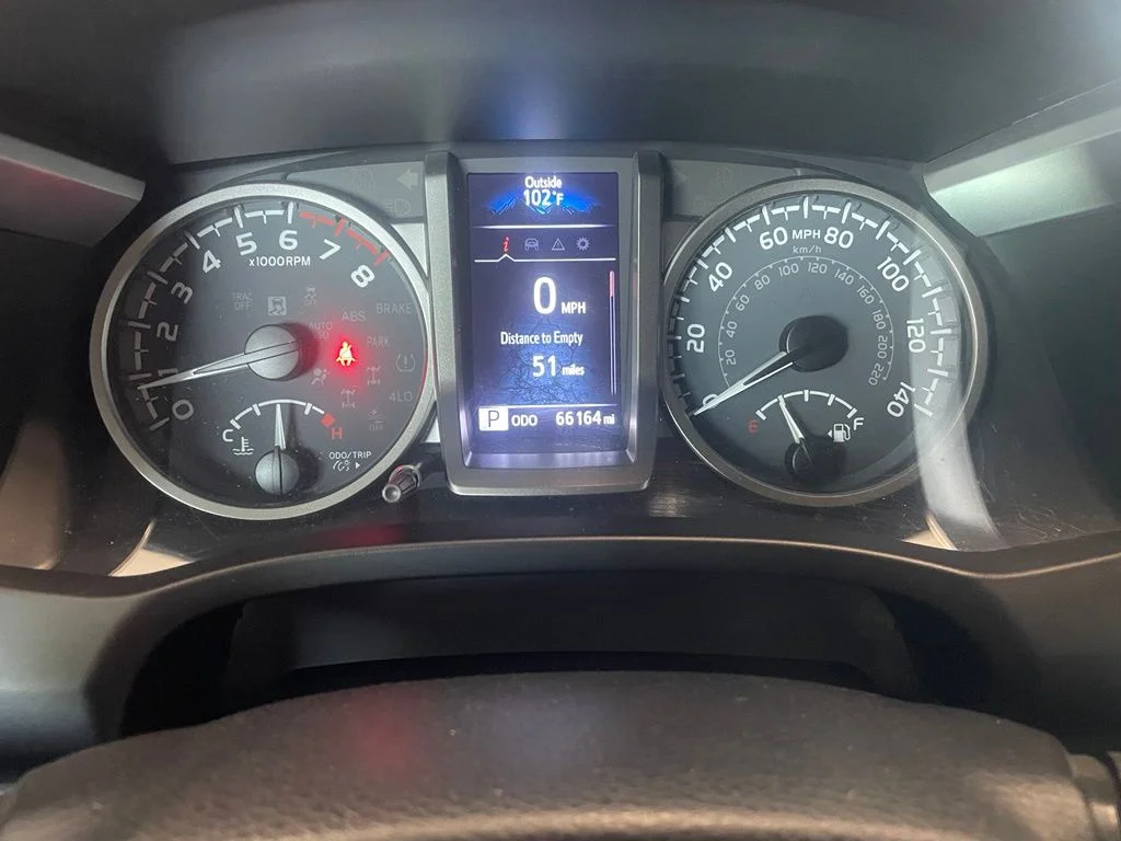 Used 2022 White Toyota SR5 image 7