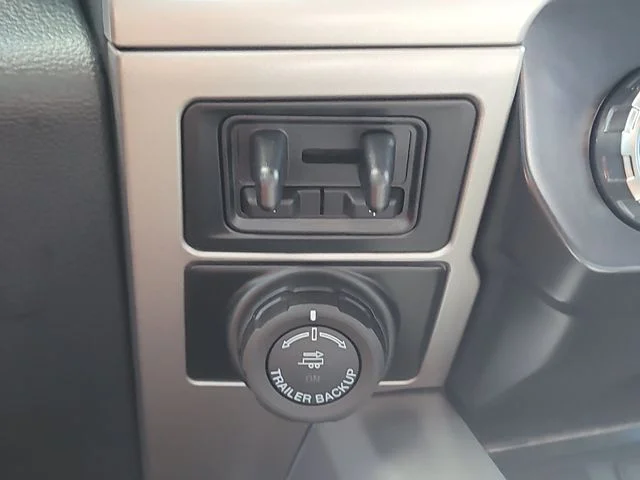 Used 2022 Red Ford Lariat image 29