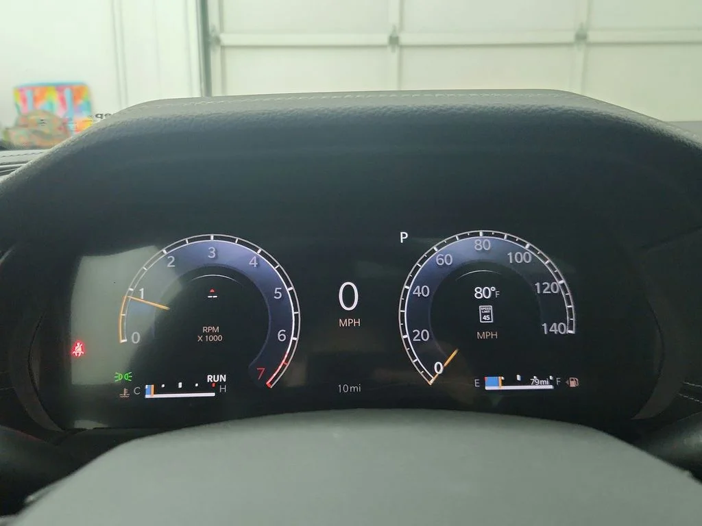New 2026 Diamond Black Crystal Pearlcoat Jeep Altitude image 22