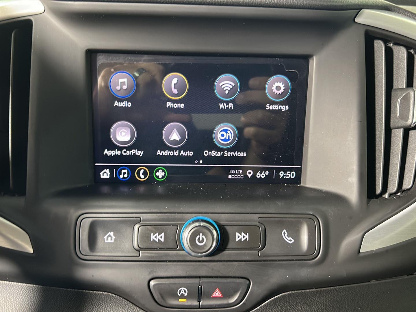 Used 2024 Summit White GMC SLE image 19