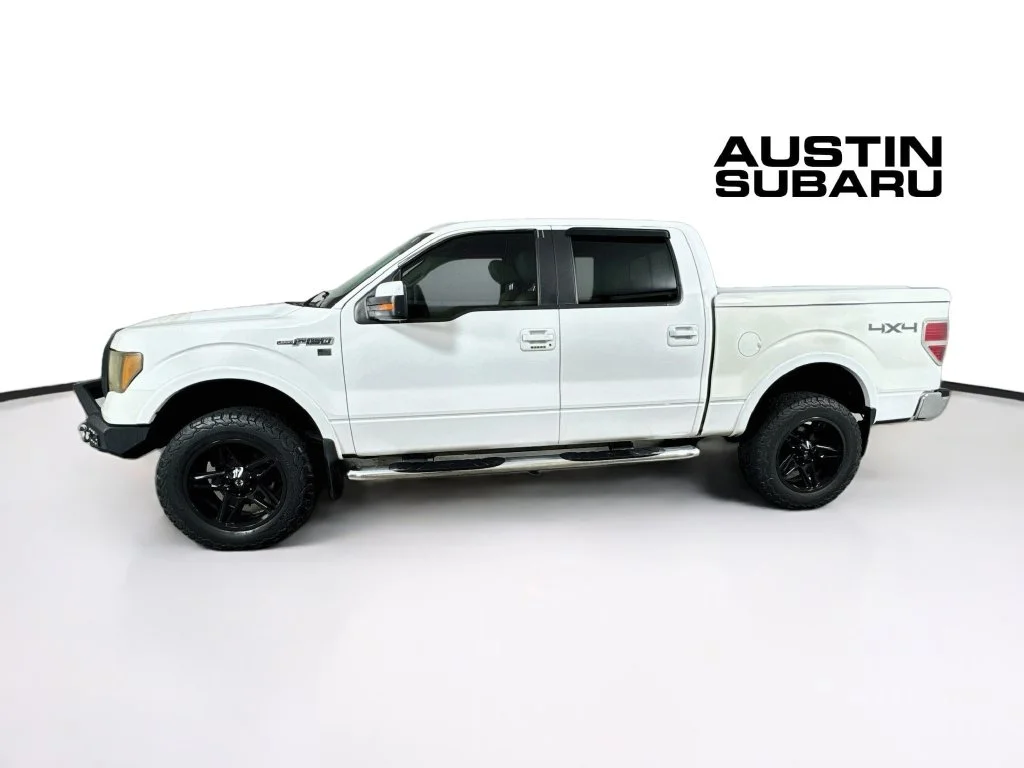 Used 2009 White Ford Lariat image 4