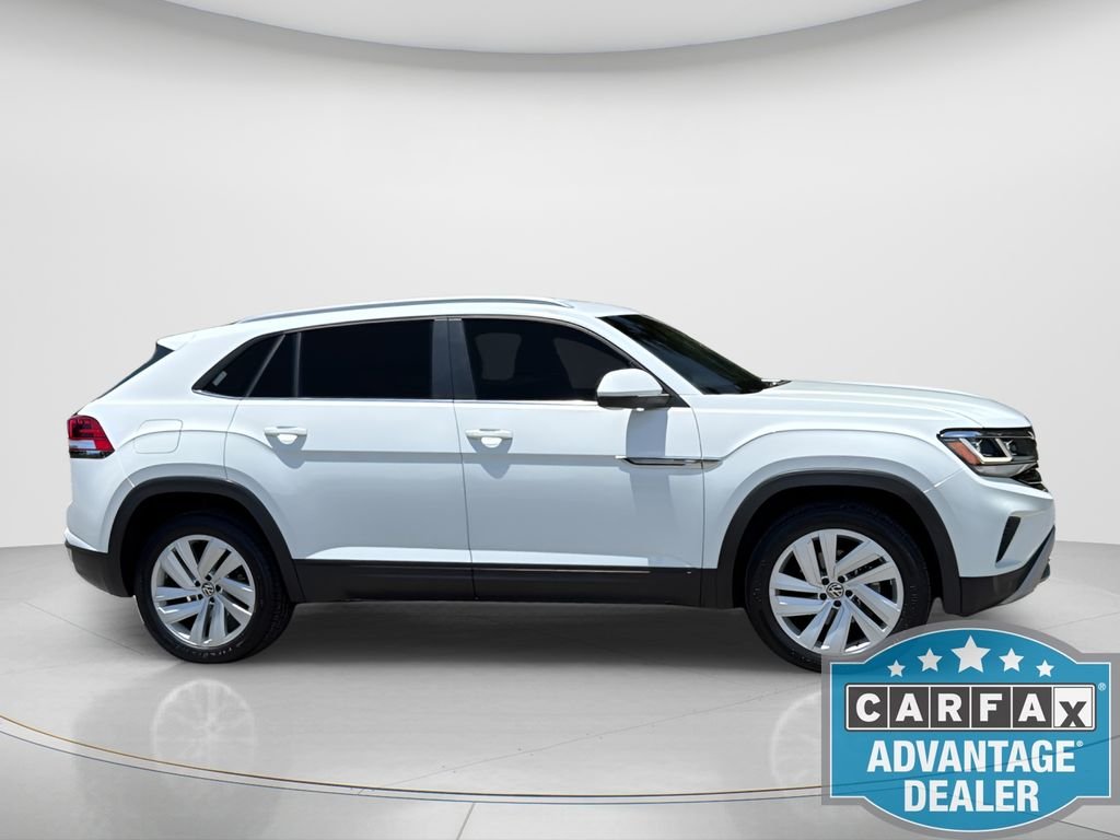 Used 2021 White Volkswagen 2.0T SE w/Technology image 4